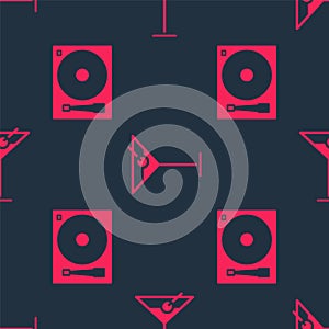 Set Vinyl player with a vinyl disk and Martini glass on seamless pattern. Vector