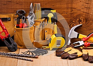 Set of working tools