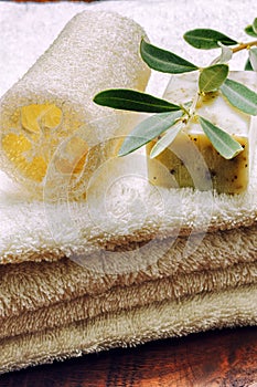 Setting with natural olive soap