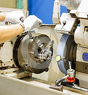 Setup and measuring grinding part