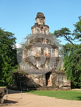 seven storied building called Sathmahal Prasadaya