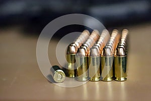 Several ammunition (projectiles) with the calibration 40 lined up