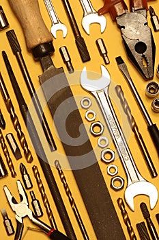 Several types of hand tools