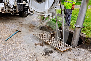 Sewage industrial cleaning truck clean blockage in a sewer line