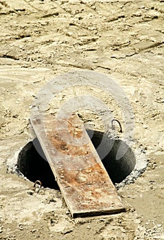 Sewer manhole