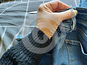 Sewing jeans waistband