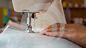 Sewing machine stitching fabic