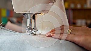 Sewing machine stitching fabic