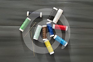 Sewing needle and colored spool yarns, multicolored spool yarns, sewing and sewing needles, scissors and scissors, tailoring mater