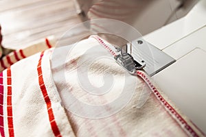 sewing process in the phase of overstitching
