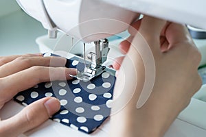 Sewing Process , the sewing machine sew women's hands sewing mac