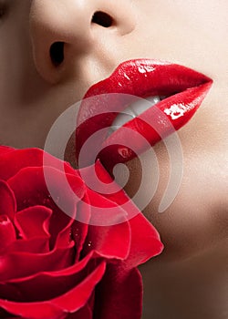 woman red lips photo