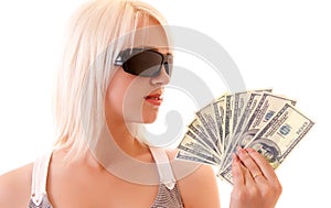 woman with sunglasses and dollars