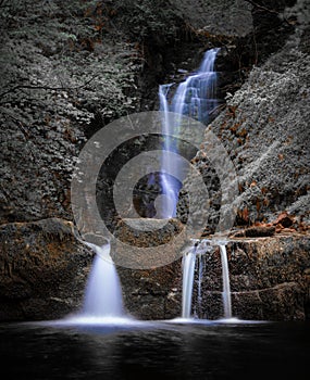 Sgwd Einion Gam waterfall