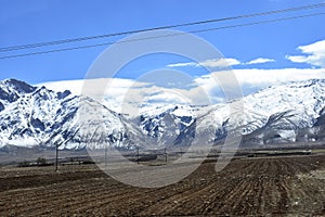 Shahin Shahr to Fereydoun Shahr, Esfahan, on the spring road trip, within 2 hour drive environment will totally change