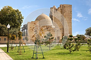 Shakhrisabz, view of Dorus-Saodat in park