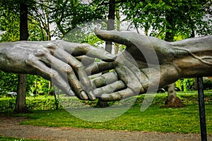 Shaking hands statue