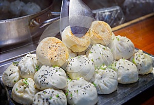 Shanghai - Dumpling, hot eating