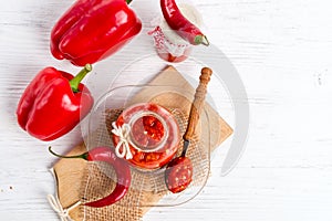 Sharp tomatoes paste