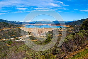 Shasta Dam photo