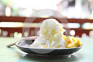 Shaved Ice dessert with Fresh Mango
