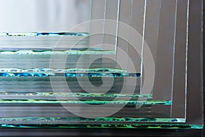 Sheets of Factory manufacturing tempered clear float glass panels cut to size