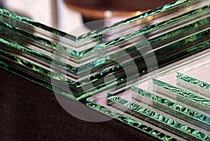 Sheets of Factory manufacturing tempered clear float glass panels cut to size