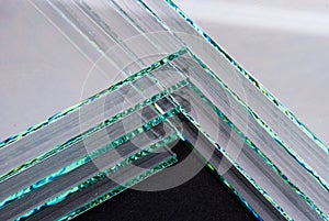 Sheets of Factory manufacturing tempered clear float glass panels cut to size