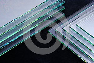 Sheets of Factory manufacturing tempered clear float glass panels cut to size
