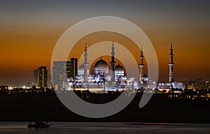 Sheik Zayed Mosque as seen at night