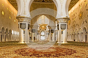 Sheik zayed mosque interior prayer hall photo