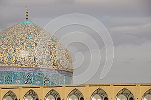 Sheikh Lotfollah Mosque in Naghsh-e Jahan Square, Isfahan, Iran.