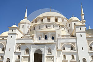 Sheikh Zayed Mosque in Fujairah photo