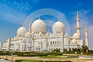 Sheikh Zayed Grand Mosque in Abu Dhabi