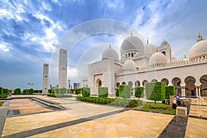 Sheikh Zayed Grand Mosque in Abu Dhabi