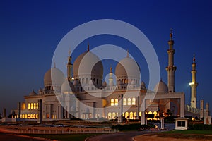 Sheikh Zayed Grand Mosque, Abu Dhabi is the largest in the UAE