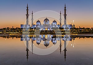 Sheik Bin Zayed Grand Mosque photo