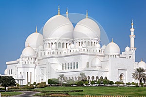 Sheikh Zayed Grand Mosque in Abu-Dhabi, United Arab Emirates