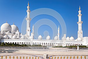 Sheikh Zayed Grand Mosque in Abu-Dhabi, United Arab Emirates