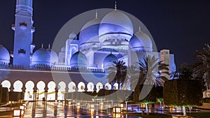 Sheikh Zayed Grand Mosque illuminated at night , Abu Dhabi, UAE.