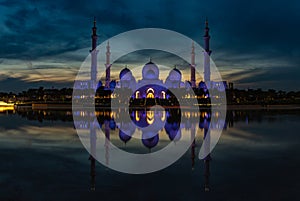 Sheikh Zayed Grand Mosque at Night