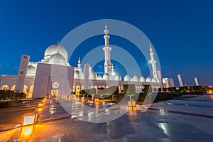 Sheikh Zayed Mosque in Abu Dabi photo