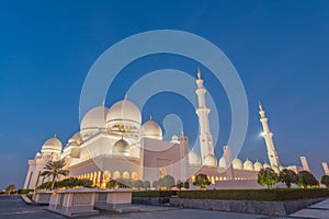 Sheikh Zayed Mosque in Abu Dabi photo