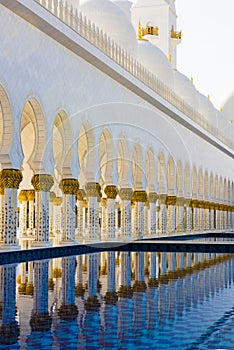 Sheikh Zayed Mosque, Abu Dhabi, Pillars reflecting in Pool, Architecture of Grand Mosque Abu Dhabi