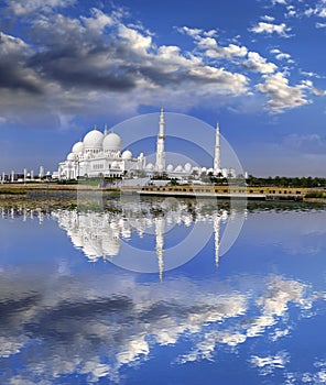 Sheikh Zayed mosque in Abu Dhabi, UAE