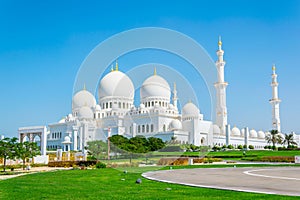 Sheikh Zayed Mosque, Abu Dhabi, United Arab Emirates...IMAGE