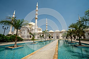 Sheikh Zayed Mosque in Fujairah, United Arab Emirates photo