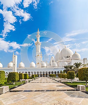 Sheikh Zayed Mosque in Middle East United Arab Emirates with reflection on water. Abu Dhabi