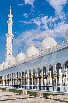 Sheikh Zayed Mosque in Middle East United Arab Emirates with reflection on water. Abu Dhabi