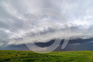 Shelf cloud ahead of a derecho storm